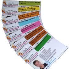 Ejemplos de acreditaciones y tipos de carnet profesionales